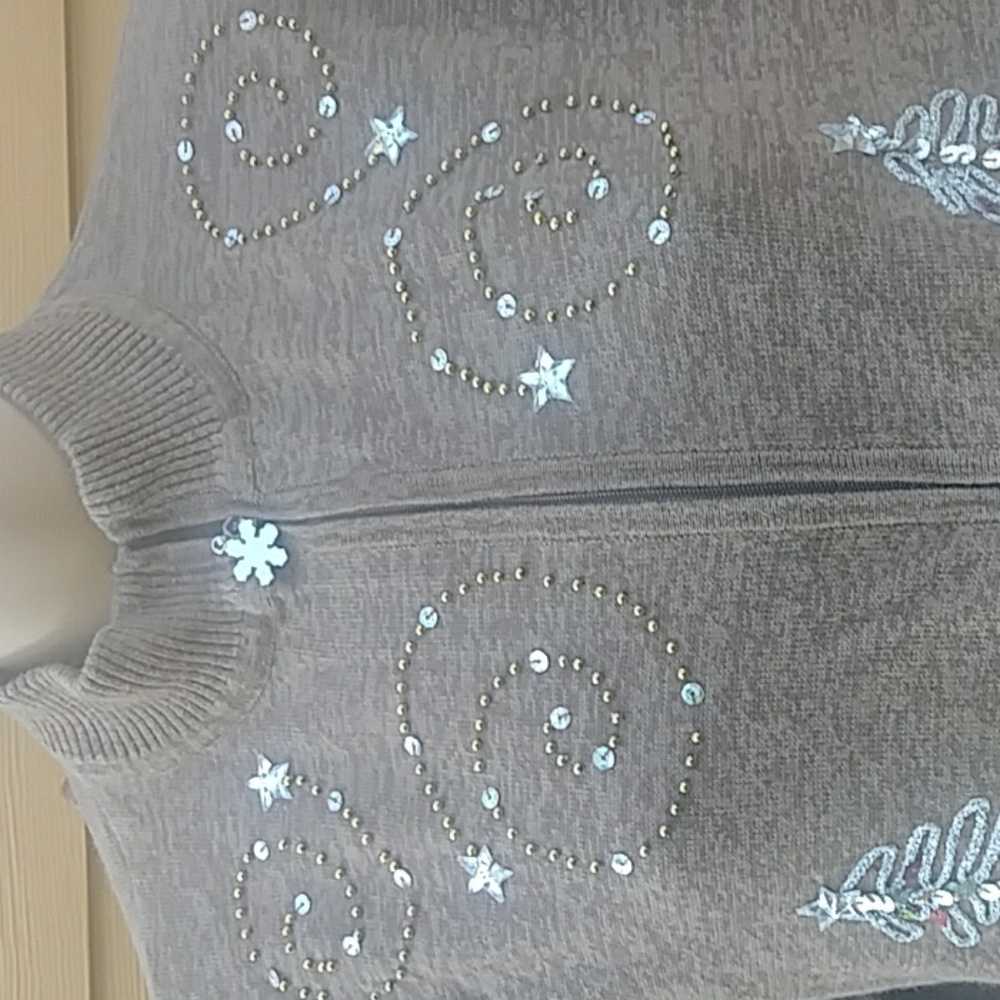 Mercer Street Studio Sweater - Picture 6 of 8